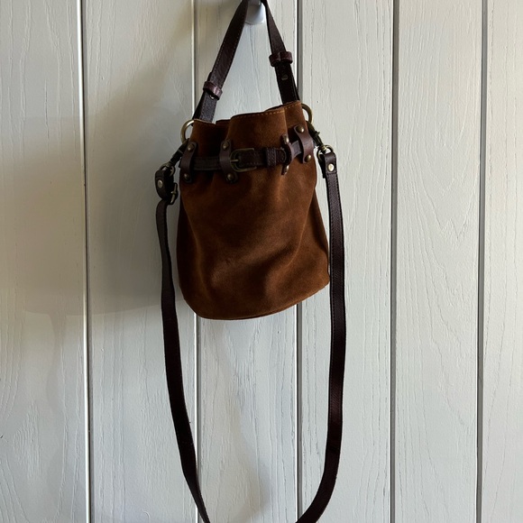 NWOT Free People Soren Bucket Bag Brown Sienna Suede Crossbody Strap Purse - Picture 4 of 6